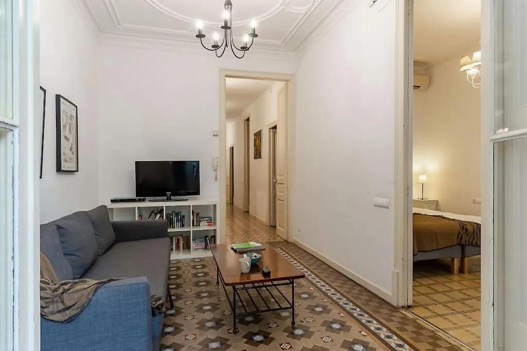 Canela Homes Barcelona Patio Apartment