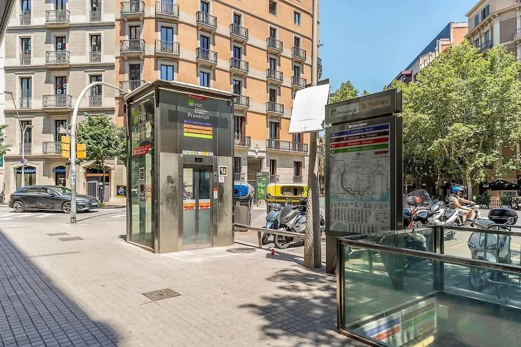 Canela Homes Barcelona Patio Spanyolország